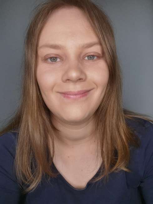 Portraitfoto von Tabea Henn